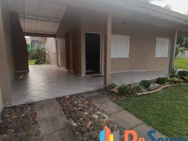 #27AB - Casa para Venda em Tramandaí - RS - 2